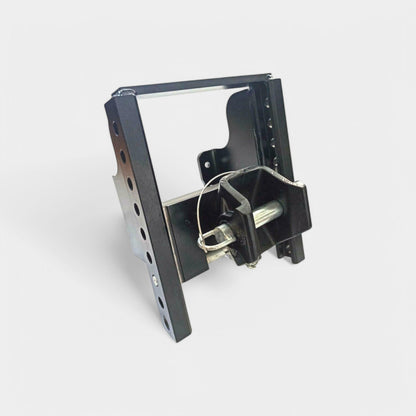 Attelage de remorque de tracteur réglable en hauteur