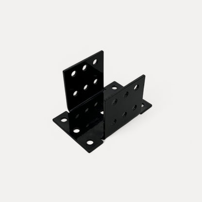 4 mm dicke Pfostenträger aus Stahl in schwarz